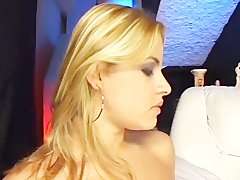 Anal Sex heißer Lesben (2)